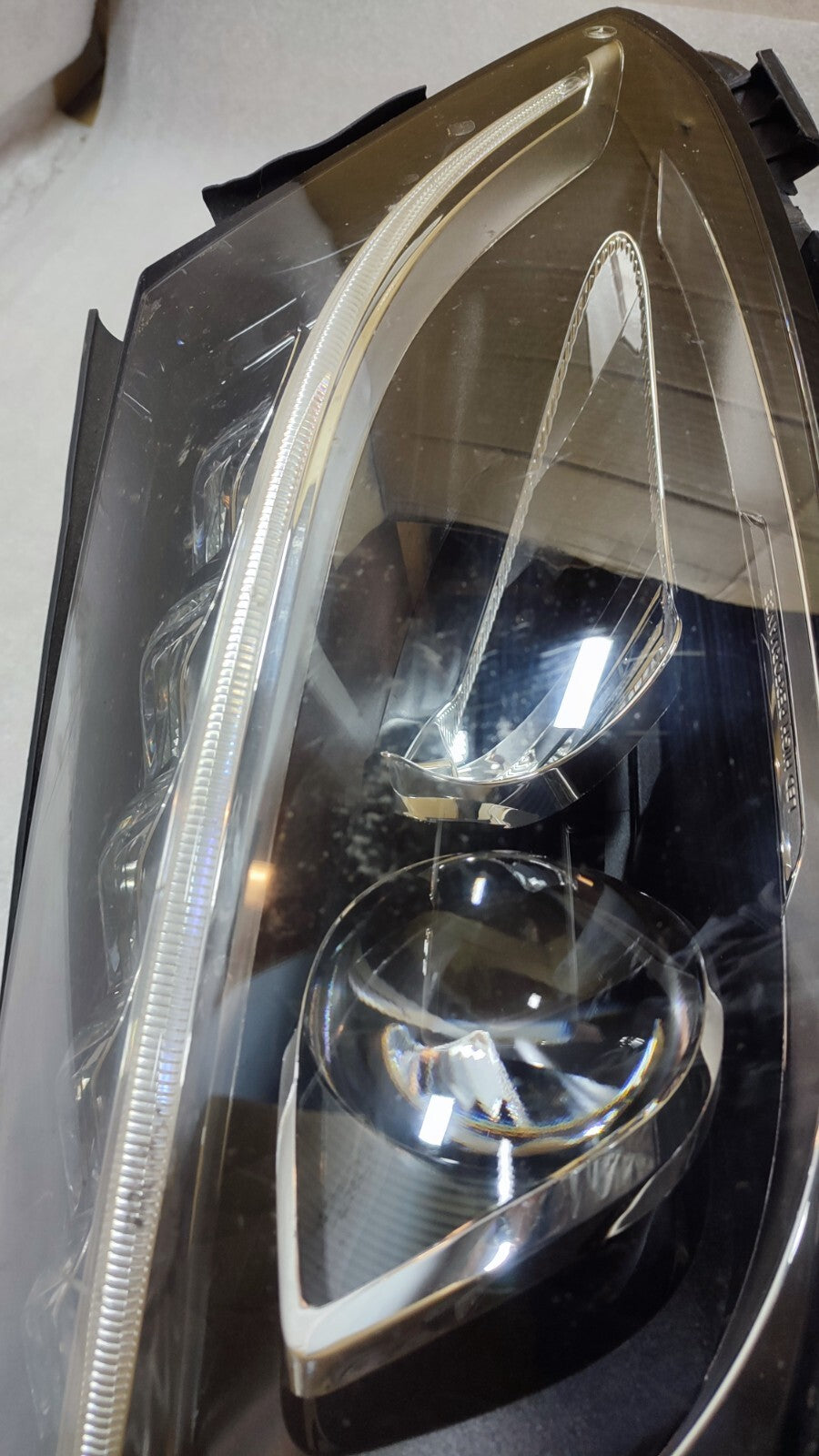 MERCEDES W205 2015+ RIGHT DRIVER SIDE LED HEADLIGHT HIGH PERF A2059064003 m20576