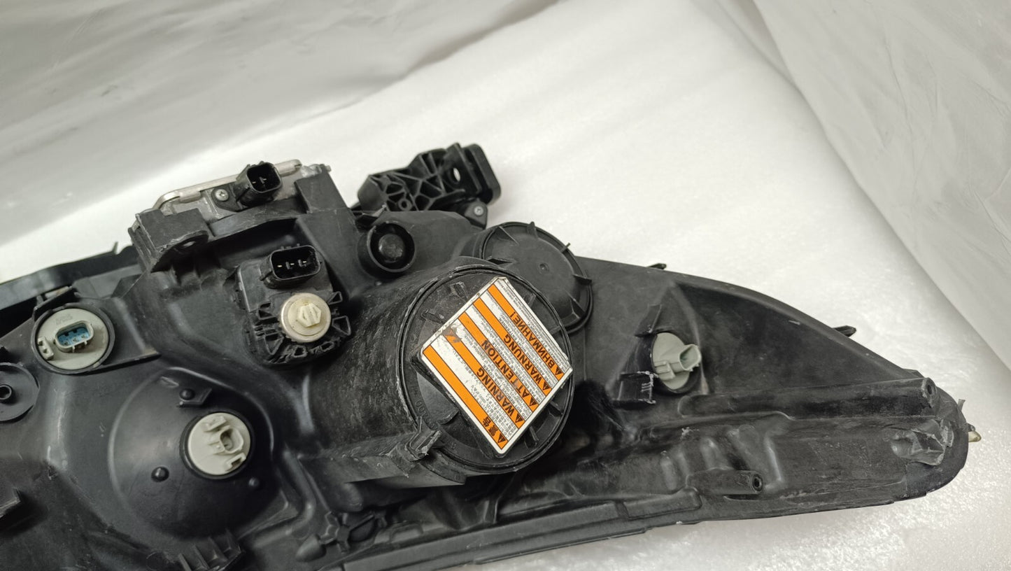 HONDA CR-V MK4 2013-2015 GENUINE PASSENGERS SIDE FRONT XENON HEADLIGHT ho21