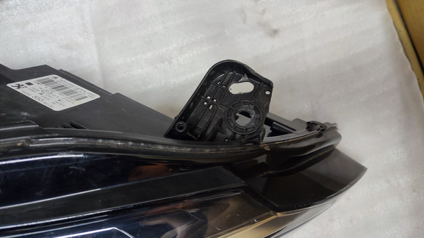 Peugeot 308 Right Side Headlight 2017-2021 1628555580 psa65