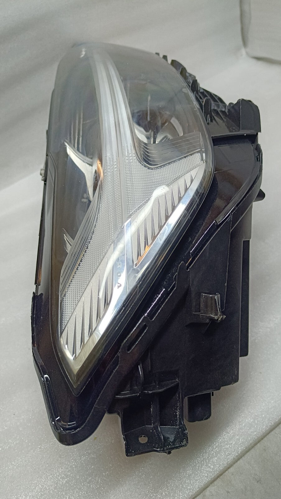 Volvo XC60 Led Right Side Headlight HEADLAMP 32342511 spares vo91