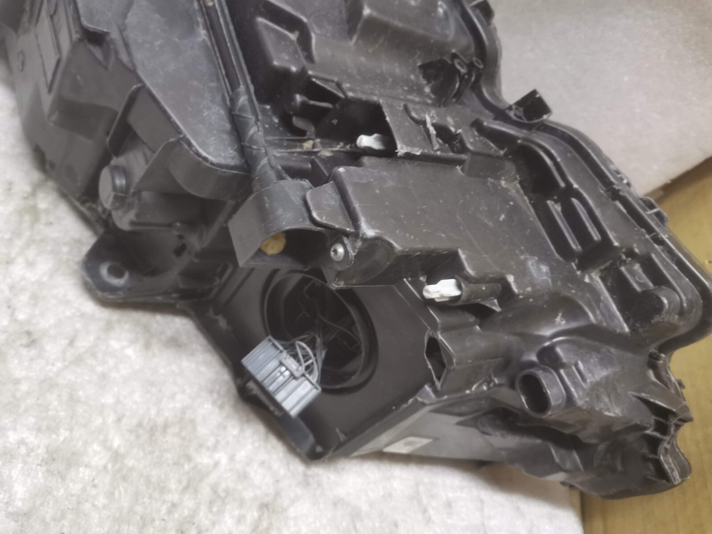 VOLVO S90 V90 2016-2020 MK2 FULL LED HEADLIGHT RH DRIVER SIDE 31655737 vo9050