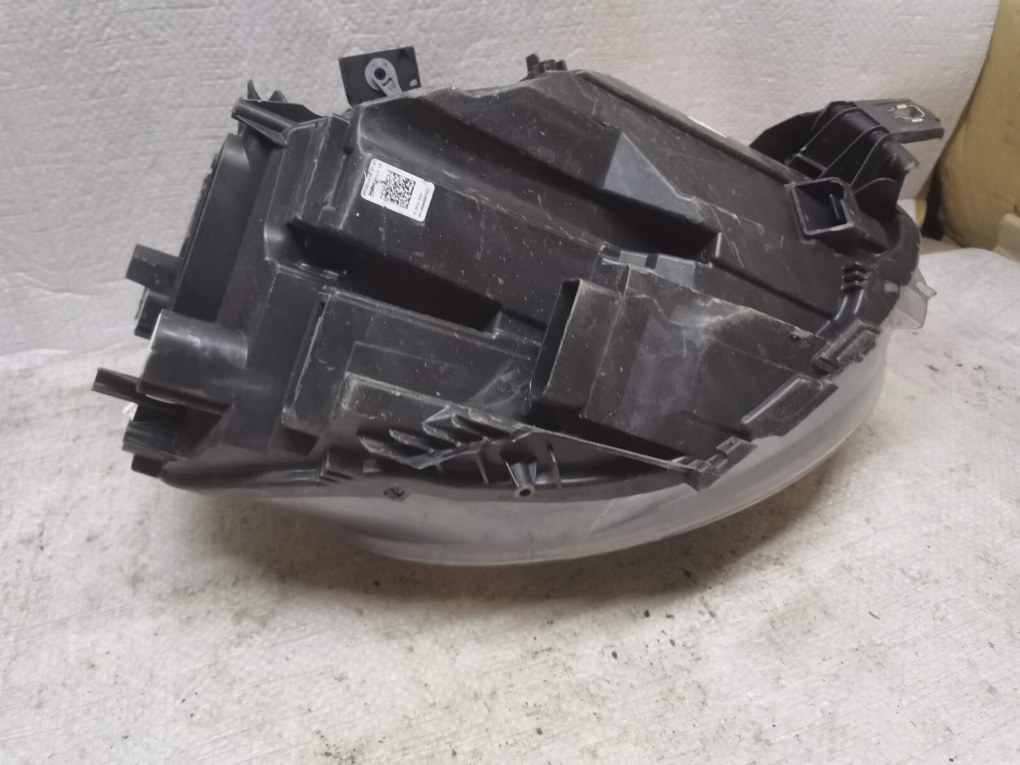 RIGHT HEADLAMP MINI (BMW) COOPER F55/F56/F57 2018 LED 8737596 bm5650