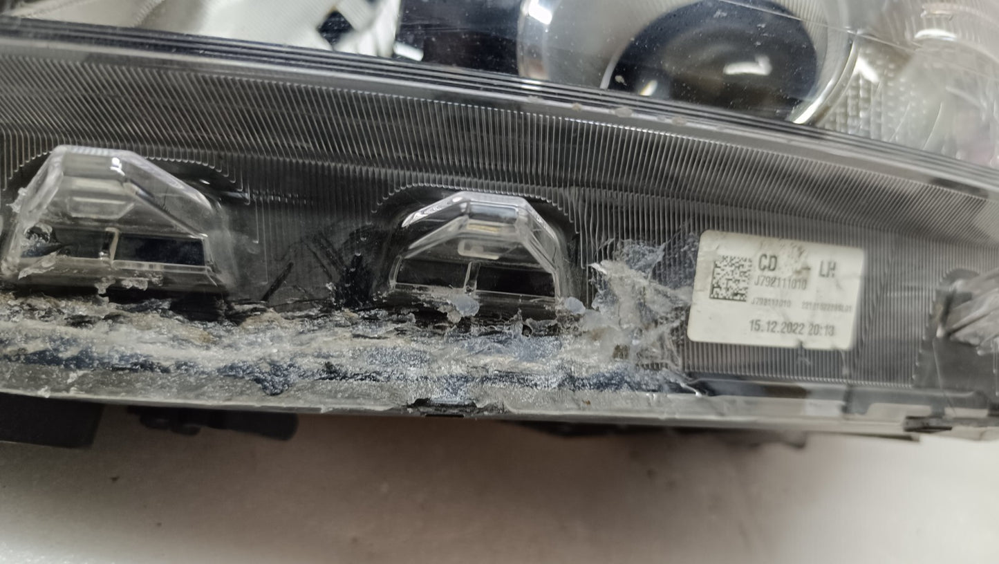 KIA CEED LEFT PASSENGER SIDE NS HEADLIGHT 92111010 92101J7061 Headlamp ki20