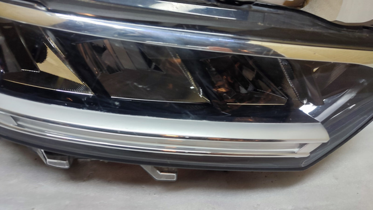 VW Genuine T-Roc 2021 onwards D/S Right Headlight - 2GA941006G vwtr147