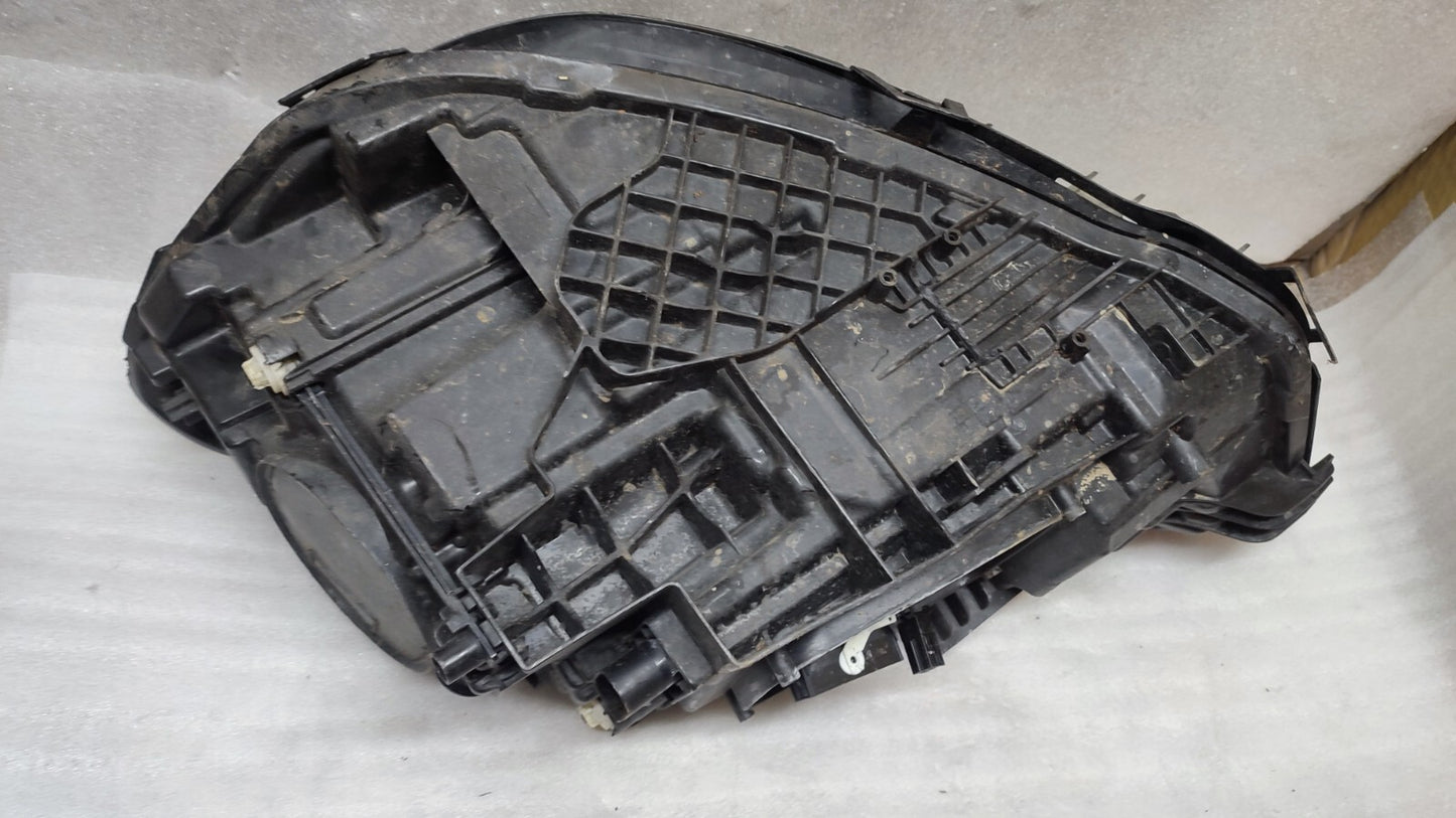 MERCEDES-BENZ CLA 2019-22 FRONT RIGHT DRIVER SIDE HEADLIGHT A1189062800 m11879