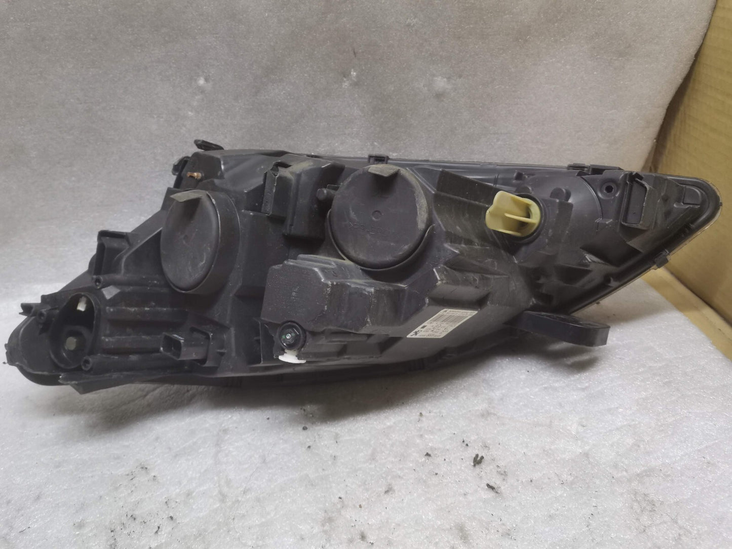 Peugeot 308 Right Side Headlight 2020 1628555580 psa35