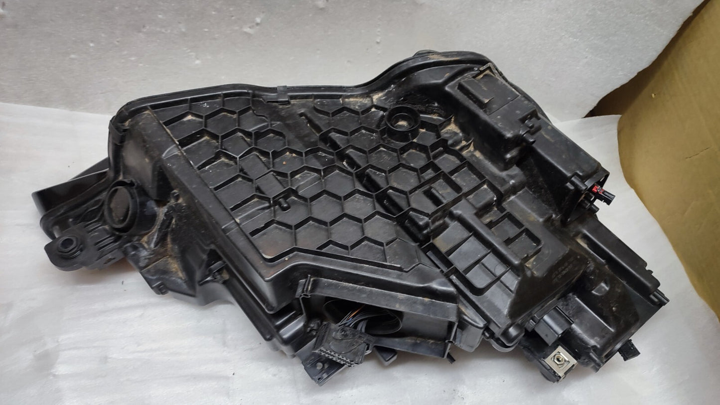 AUDI E-TRON PASSENGER SIDE LEFT LED HEADLIGHT 4KE941039A GENUINE 2018 2022 au157