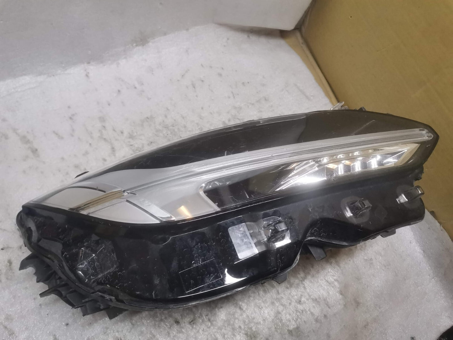 VOLVO S90 V90 2016-2020 MK2 FULL LED HEADLIGHT RH DRIVER SIDE 31655737 vo9050