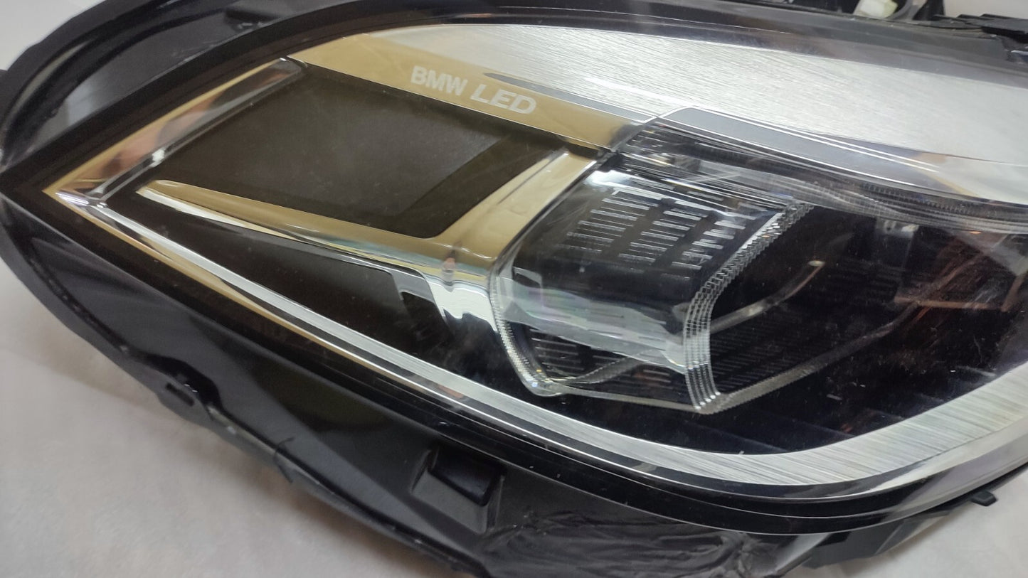 BMW 1 SEIRES F40 O/S RIGHT LED HEADLIGHT 2019 - ON GENUINE BMW 5A1E058 bm89
