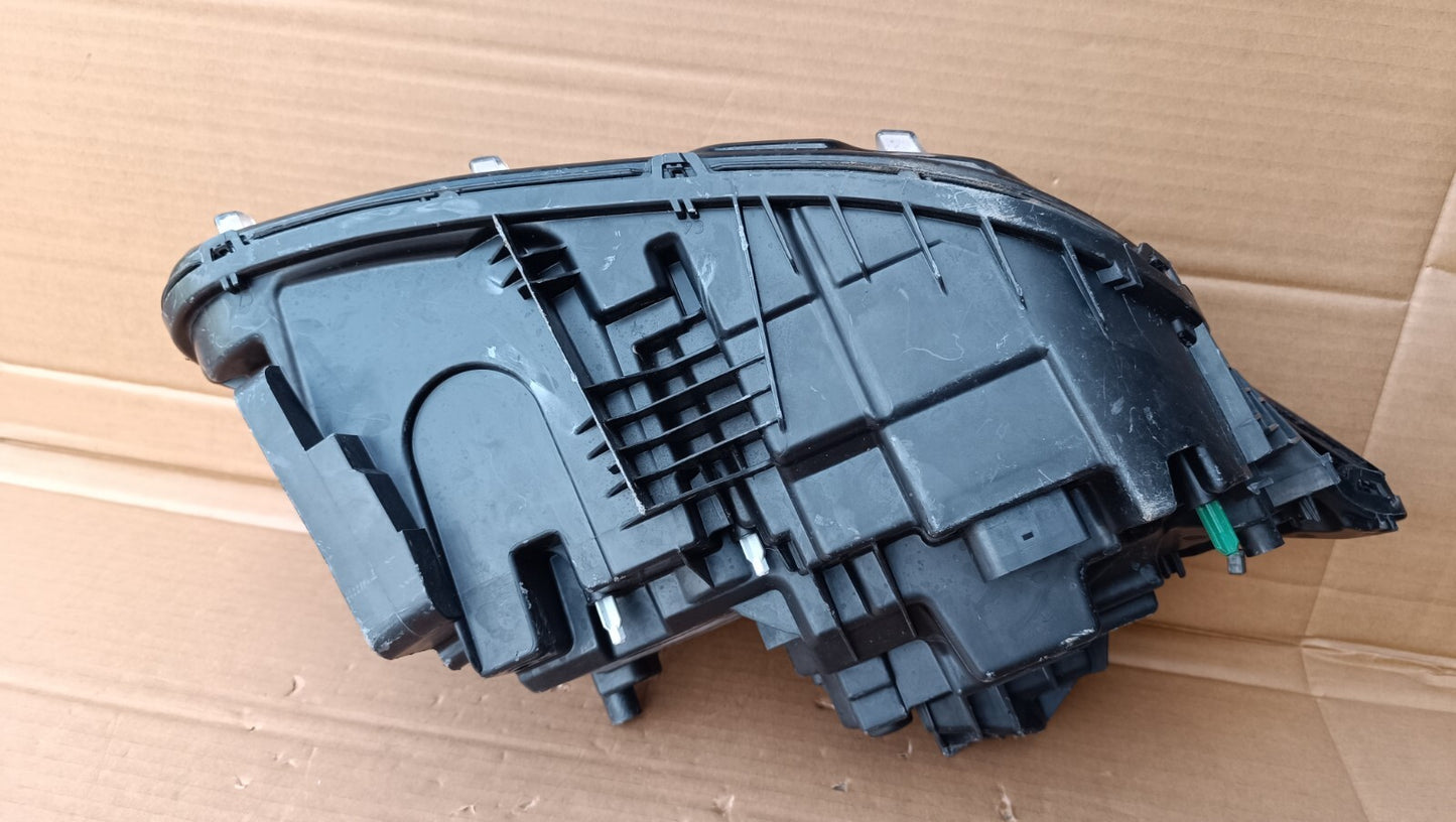 VOLVO XC90 2019 N/S PASSENGER HEADLIGHT 32228304 GENUINE vo87