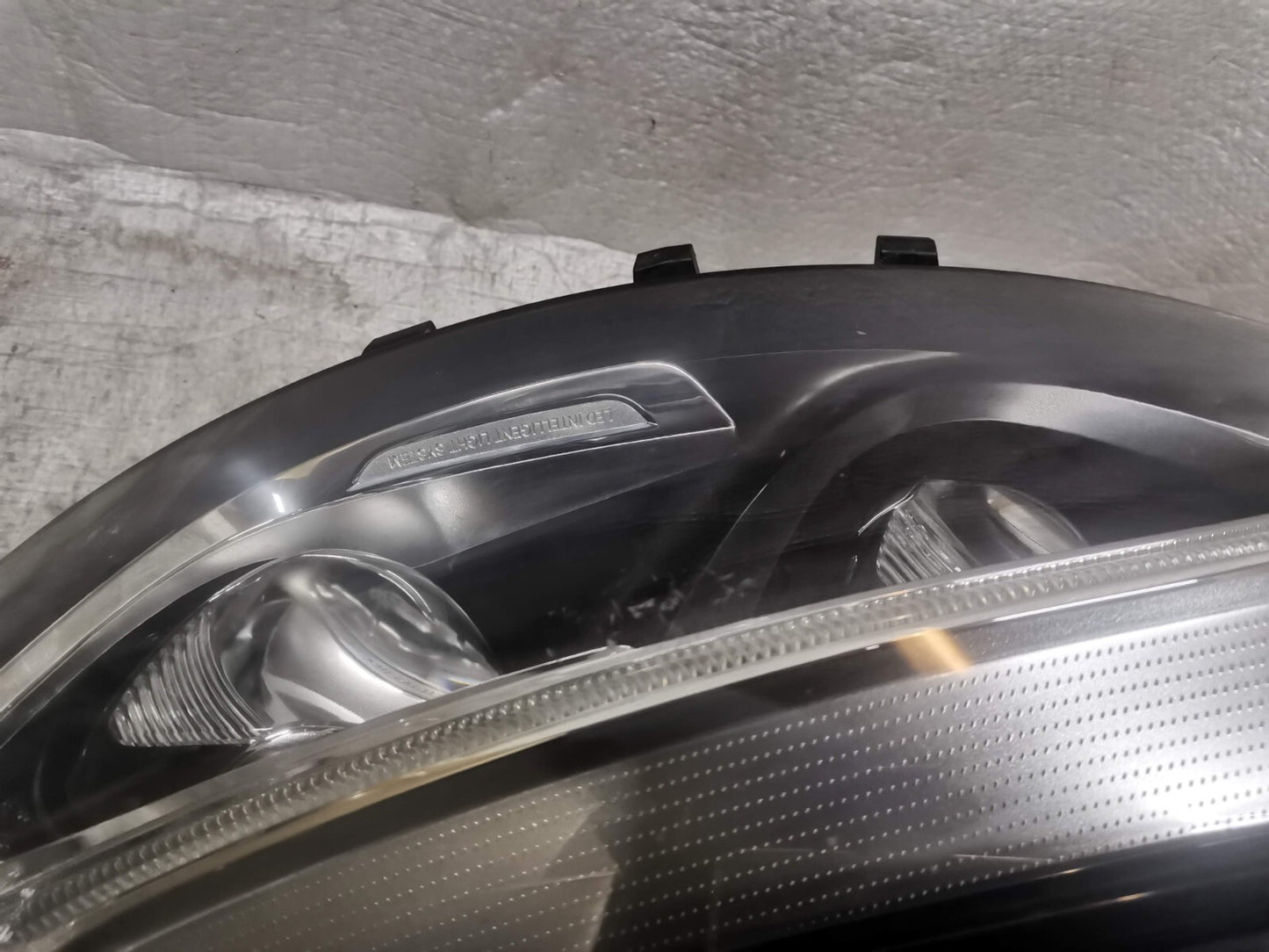 MERCEDES GLC PASSENGER PASSENGER INTELLIGENT LED HEADLIGHT A2539060501 m25332