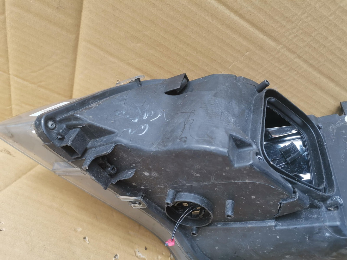 BMW X5 RH E70 Xenon Facelift Front Headlight Genuine Oem bm7052