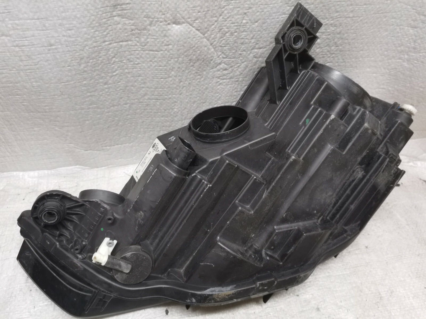 AUDI A3 8V SE DRIVER SIDE RIGHT HEADLIGHT HALOGEN 8V0941004 Aua383