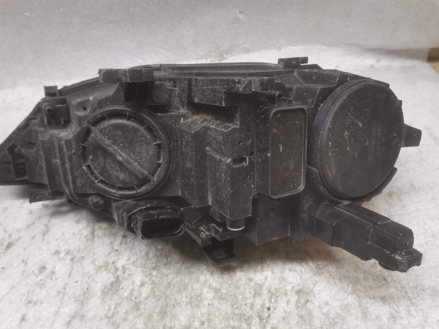 AUDI A4 MK4 B8 LEFT HEADLAMP HALOGEN 8K0941003AC 2012-16 au142