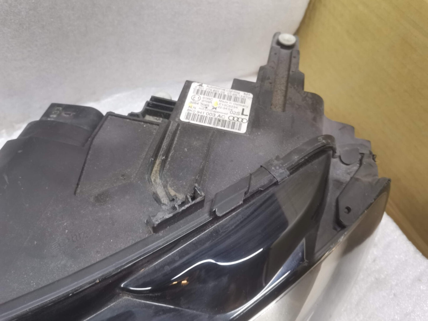 AUDI A4 MK4 B8 LEFT HEADLAMP HALOGEN 8K0941003AC 2012-16 au114
