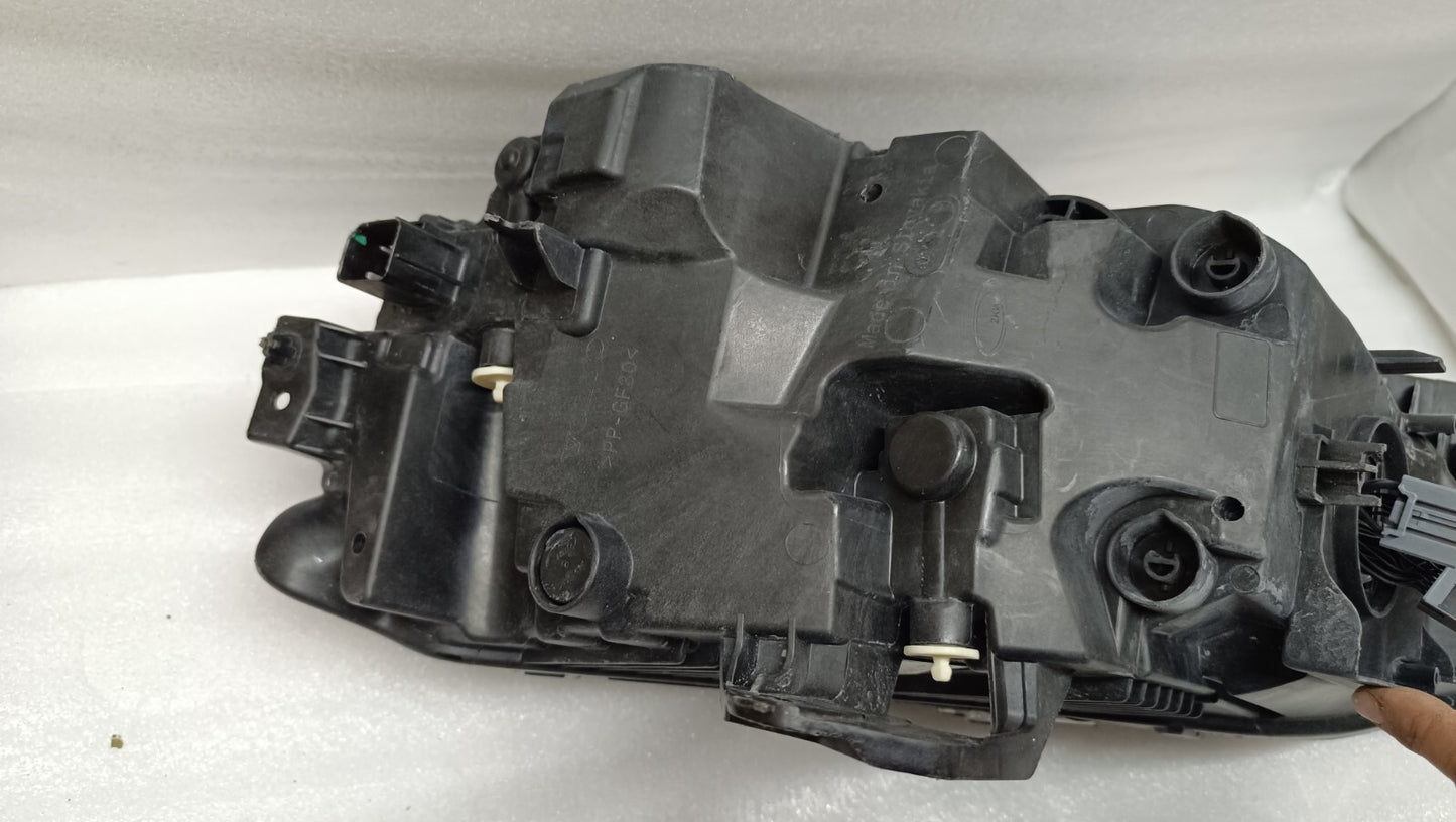 Volvo XC60 Led Right Side Headlight HEADLAMP 32342511 spares vo91