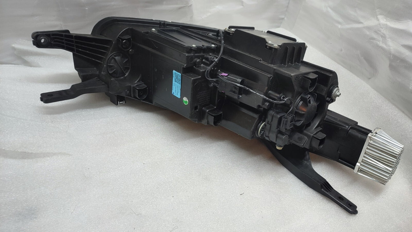 MG ZS 2021 ONWARDS NEAR SIDE PASSENGERS SIDE FRONT LED HEADLIGHT 10905795 mg29
