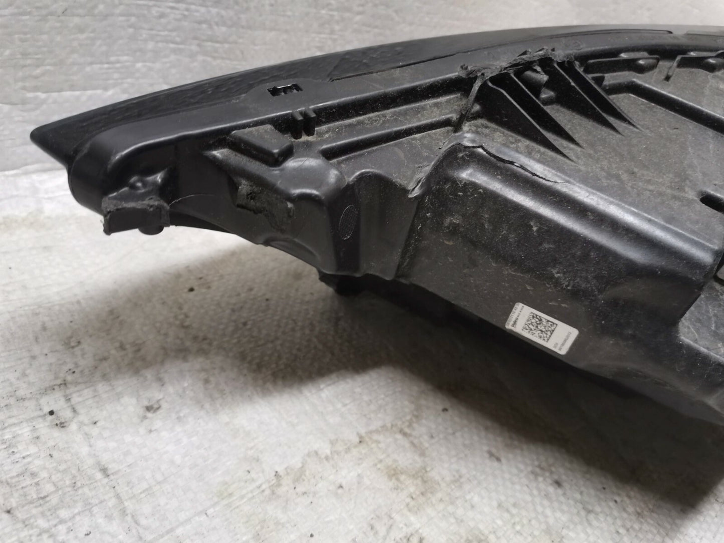 AUDI A1 S1 2018-2022 RHD RIGHT DRIVERS SIDE LED HEADLIGHT 82A941034E aua185