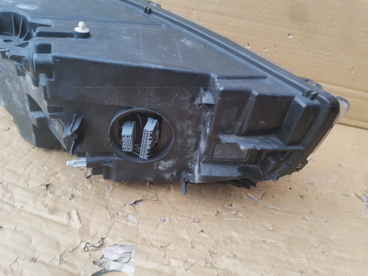 VOLVO XC40 HEADLAMP HEADLIGHT LEFT FRONT LED MID RHD VO4036