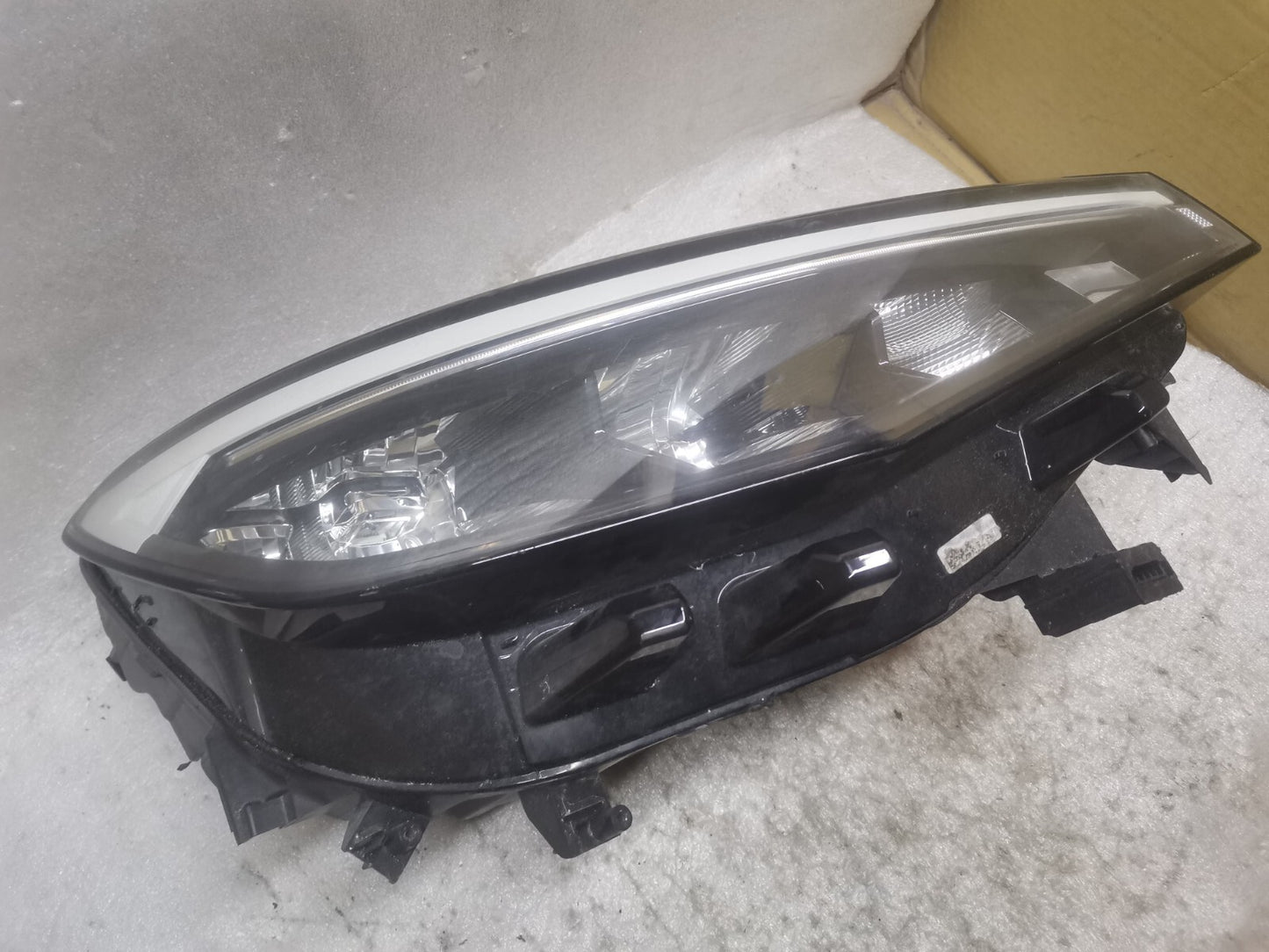 VW ID4 DRIVER SIDE LED ID.4 kled HEADLIGHT 11C941006A vw134