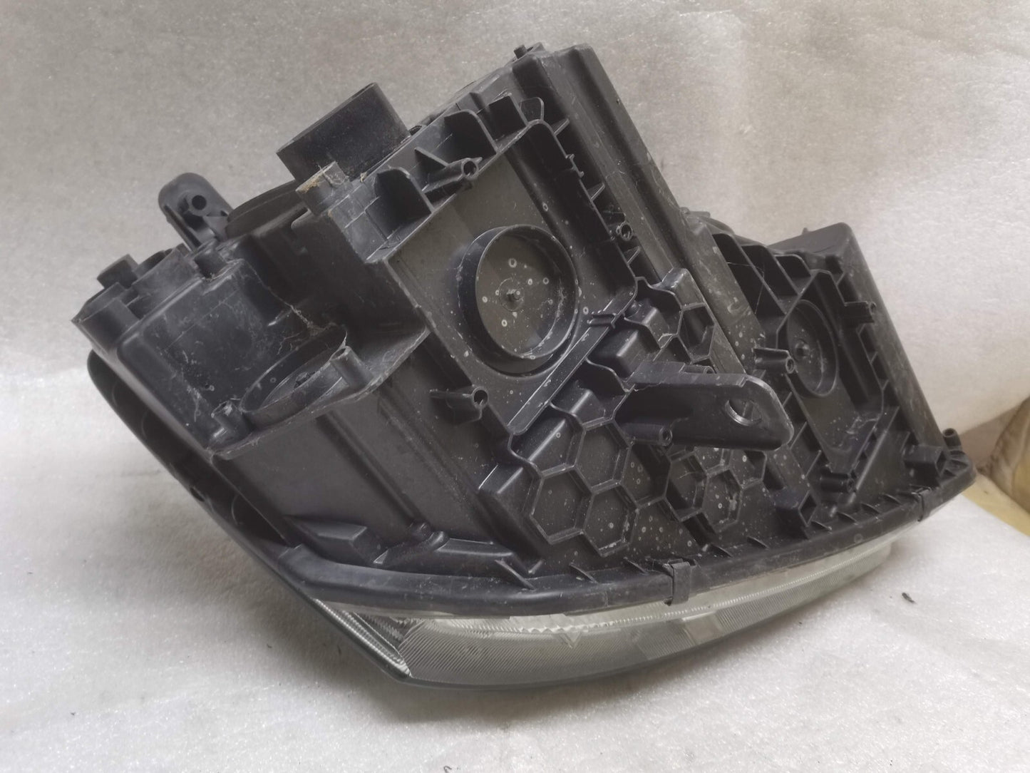 SKODA YETI 2013-17 NEARSIDE LEFT HALOGEN HEADLIGHT GENUINE 5L2941015d skye53