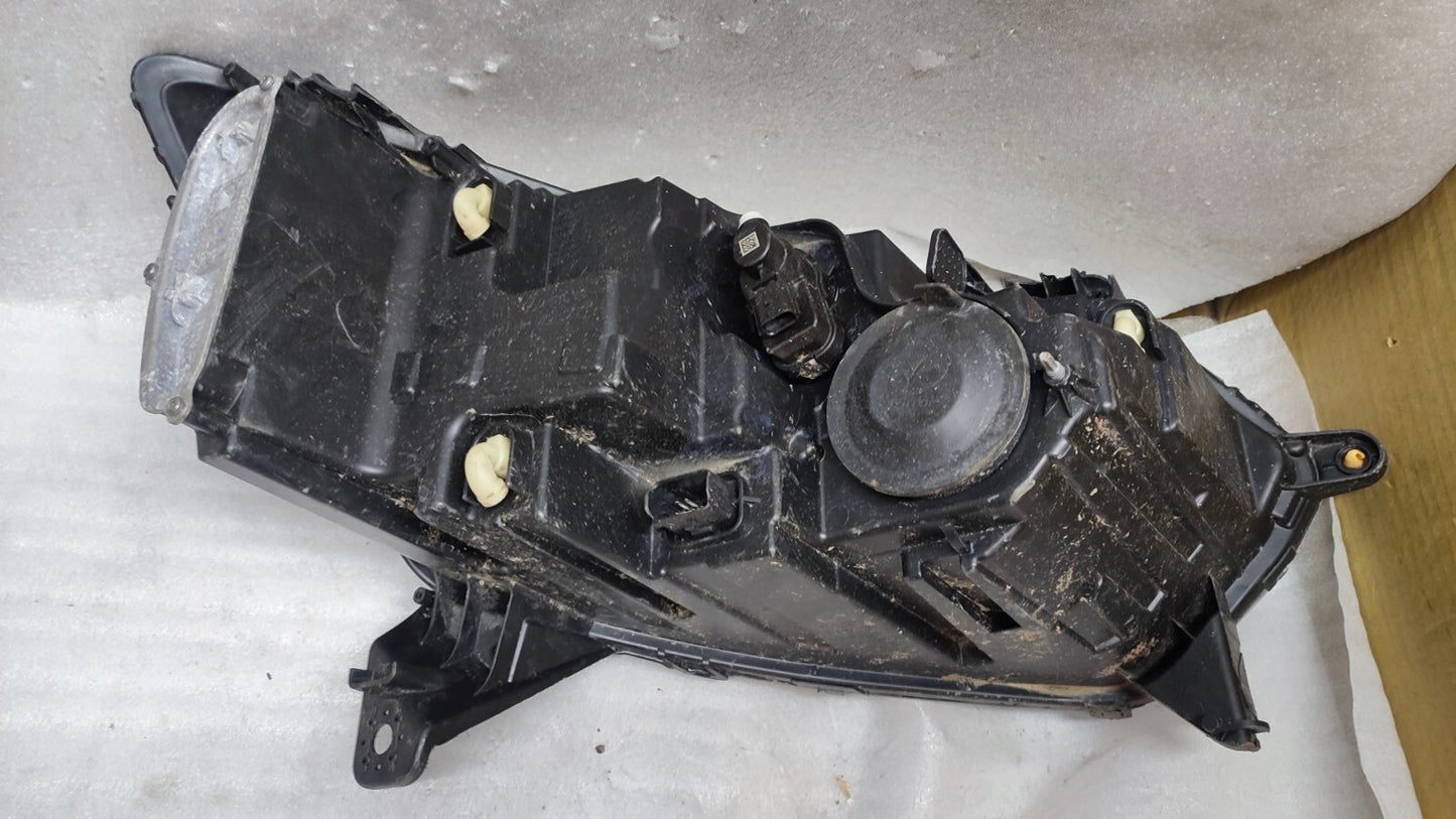 DACIA SANDERO SWAY PRESTIGE HEADLIGHT HEADLAMP LEFT PASSENGER SIDE ren28