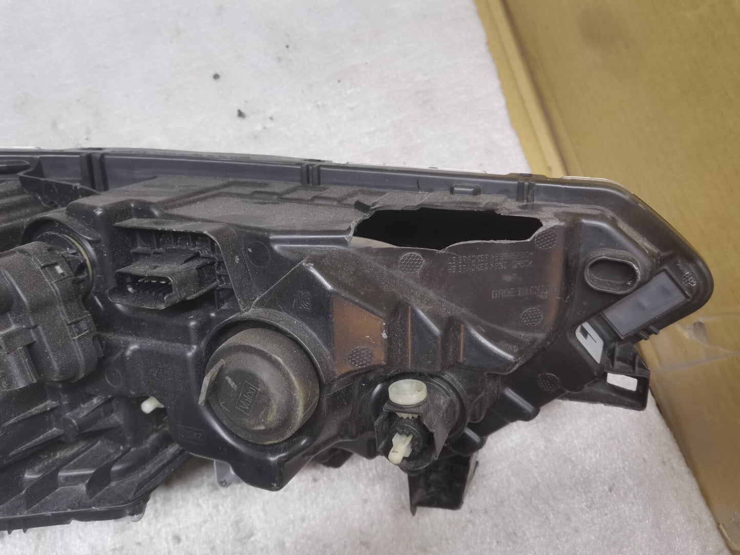 RENAULT KOLEOS PASSENGER SIDE LED HEADLIGHT 2016 Onwards ren13