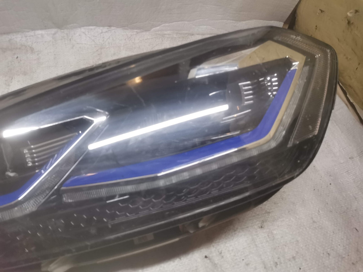 VW Golf GTE MK7.5 LED Headlight Passenger Left Side 2017-20 vwgo81