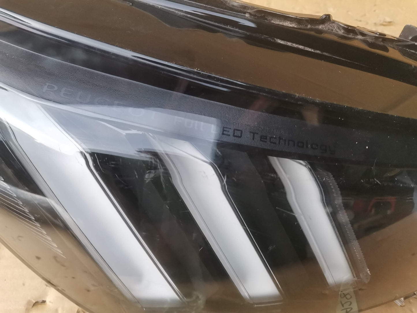 PEUGEOT 2008 GT 208 FULL LED HEADLIGHT RIGHT SIDE 2019-2022 9841642180 psa28