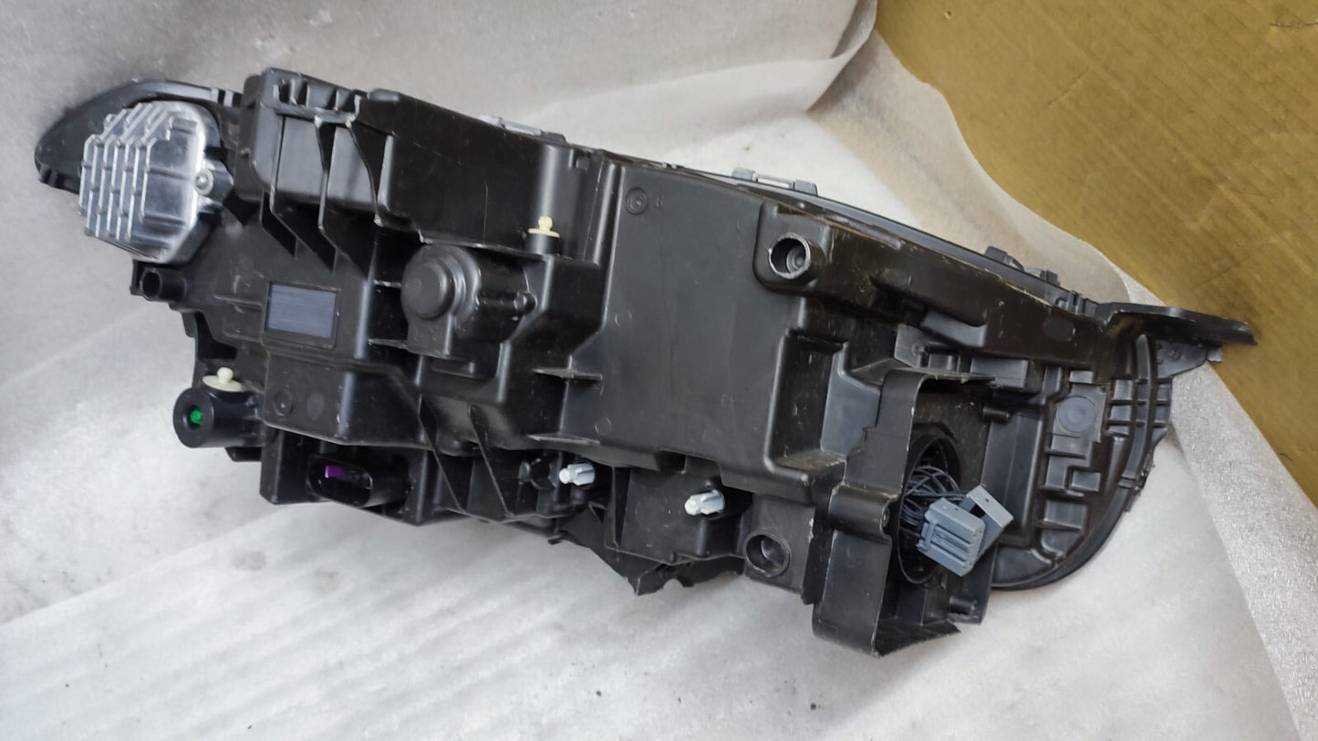 VOLVO XC90 NEARSIDE LEFT HEADLIGHT GENUINE 32338962 vo9060