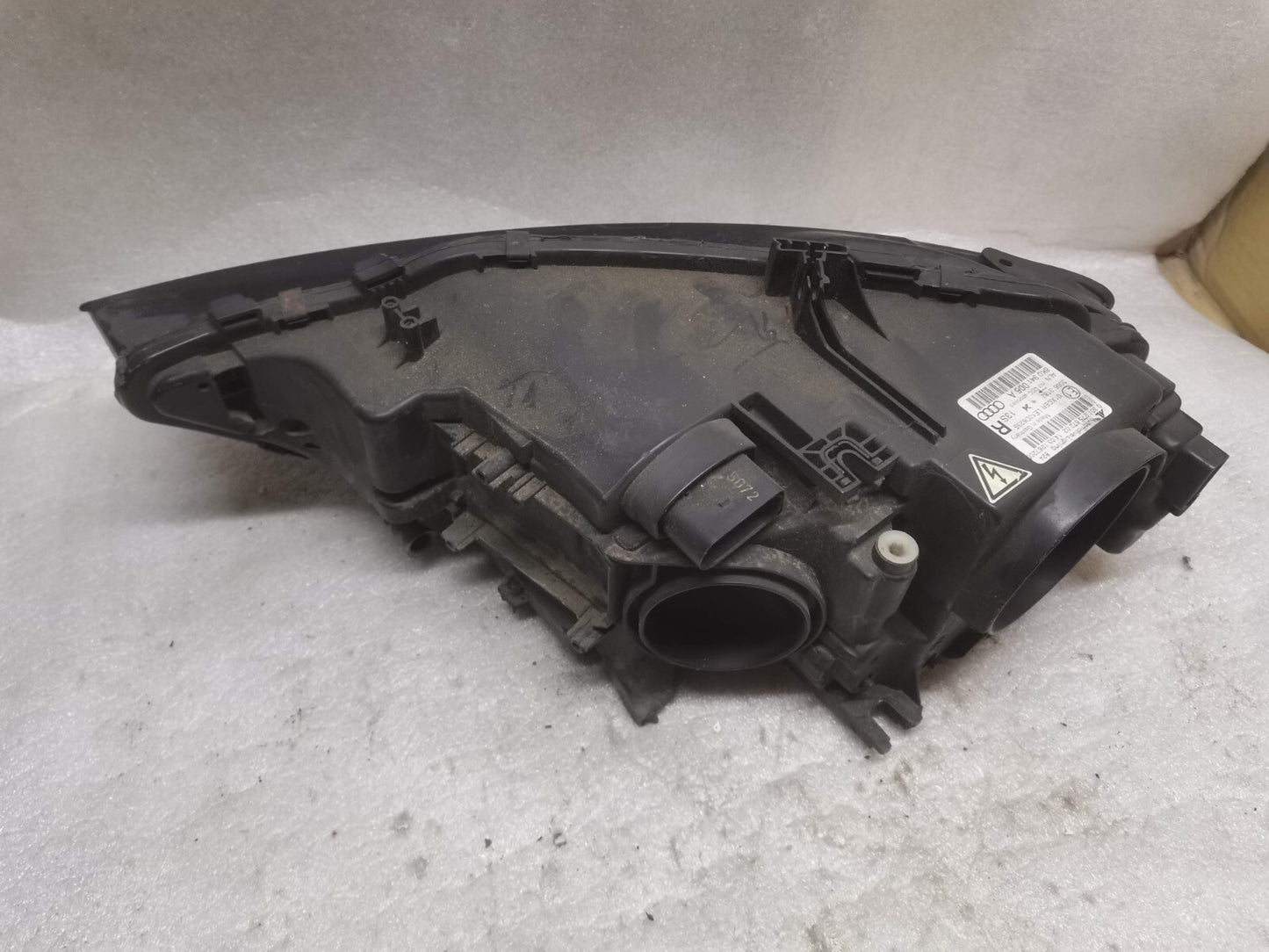 AUDI A4 2012-2015 DRIVER RIGHT LED XENON HEADLIGHT 8K0941006A