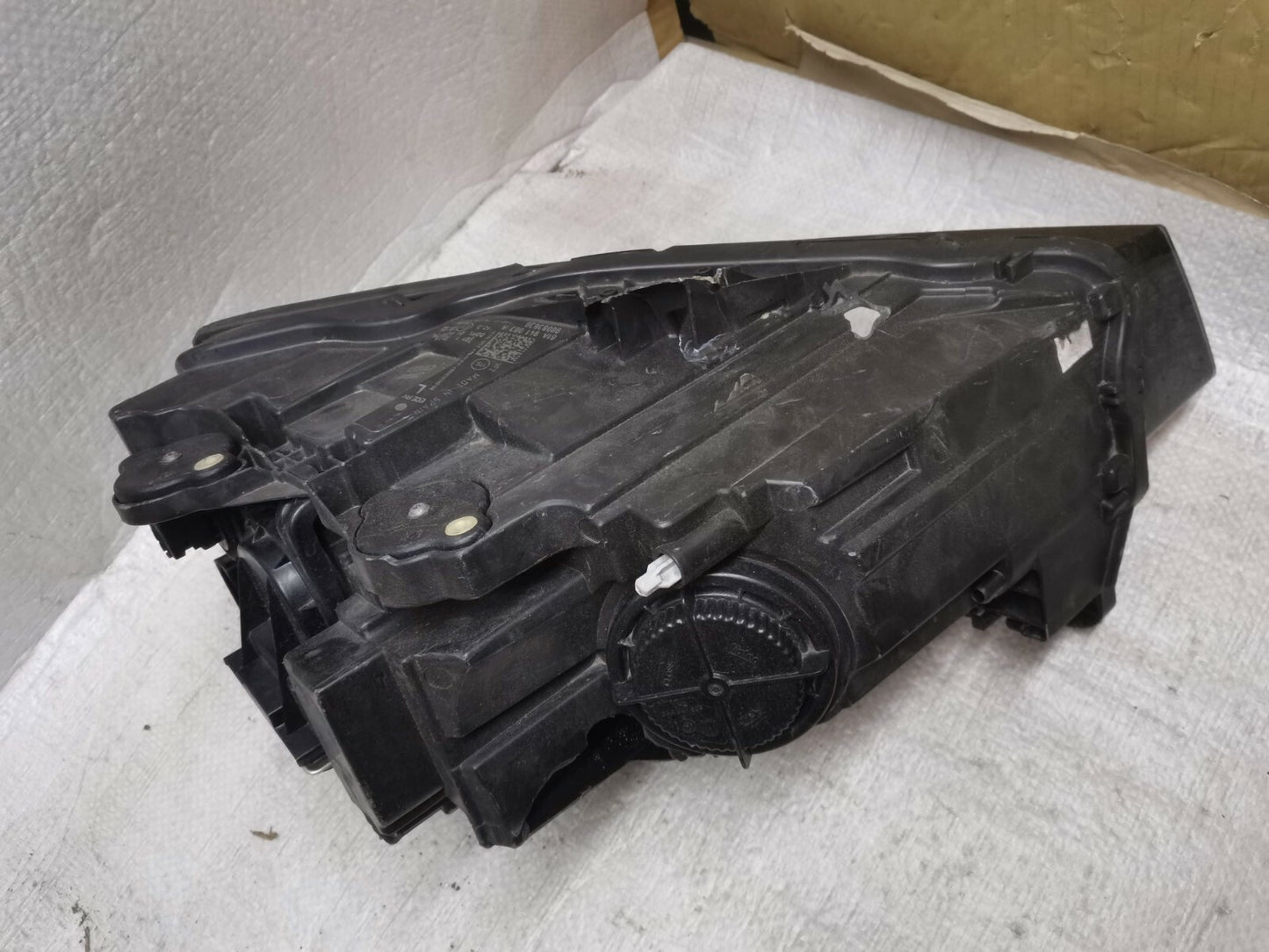 AUDI Q2 2016-2020 HALOGEN WITH DRL LED HEADLIGHT PASSENGER 81A941003A auq279
