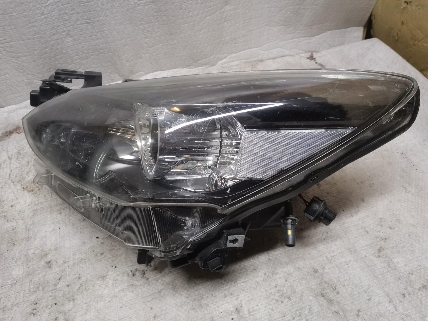 MAZDA 2 MK3 HEADLIGHT FRONT LEFT PASSENGER SIDE DJ 2019+ ON D43N-51040 ma26