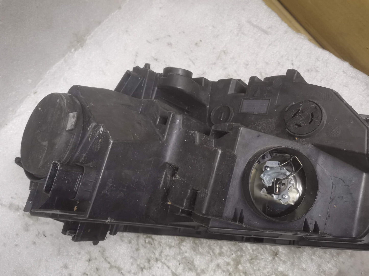 Peugeot Rifter 2019+ Headlight Headlamp RIGHT SIDE 9816826580 PSA53