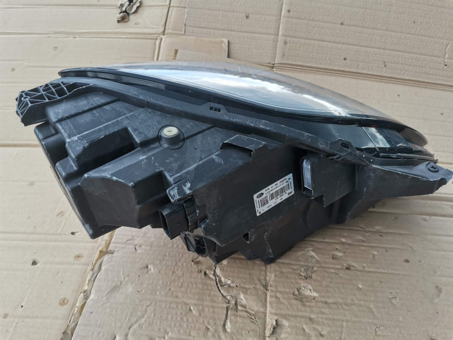 FORD PUMA 2019+ LED GENUINE PASSENGERS LEFT HEADLIGHT L1TB-13E015-HH FOMO9