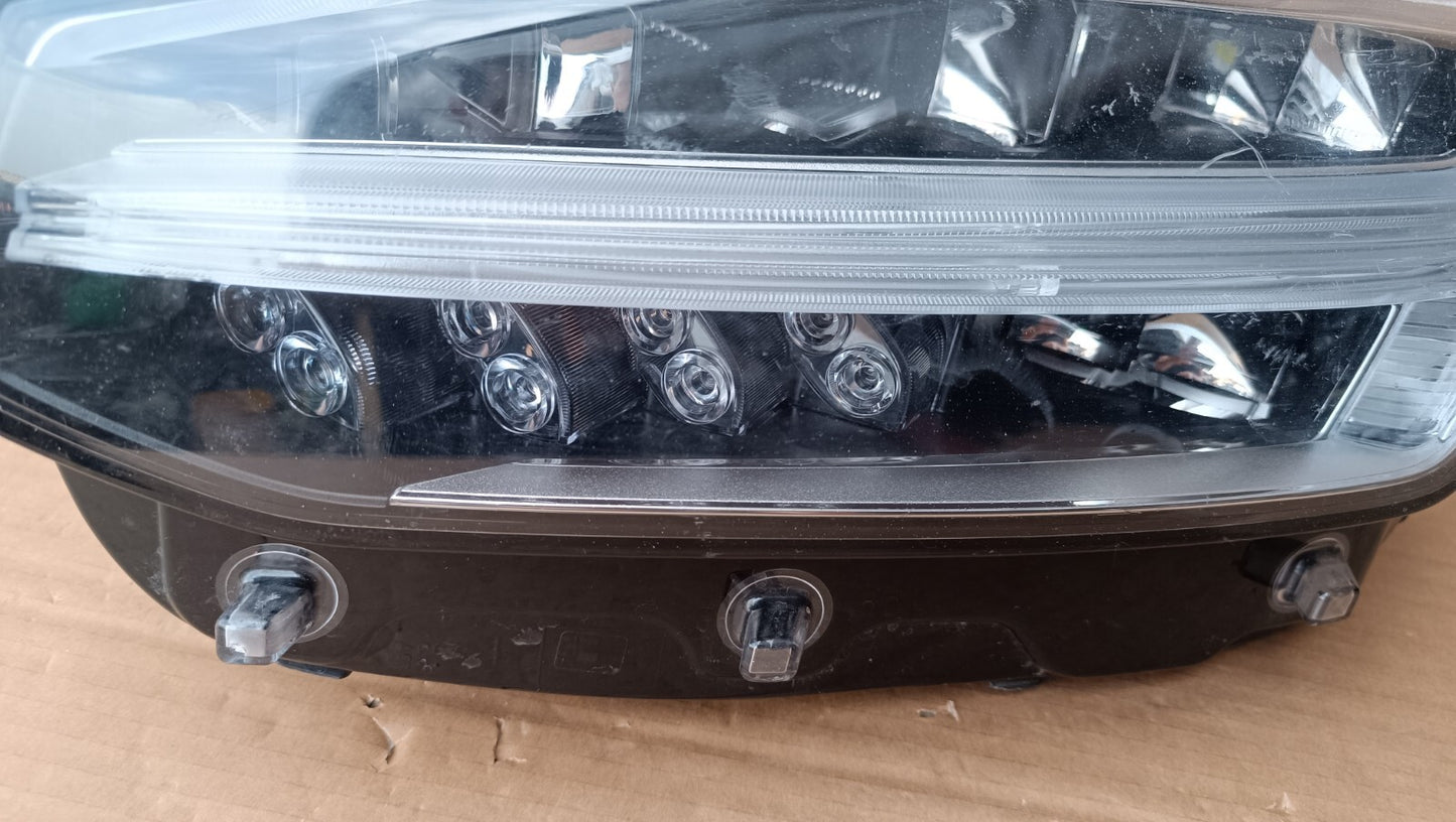 VOLVO XC90 2019 N/S PASSENGER HEADLIGHT 32228304 GENUINE vo87