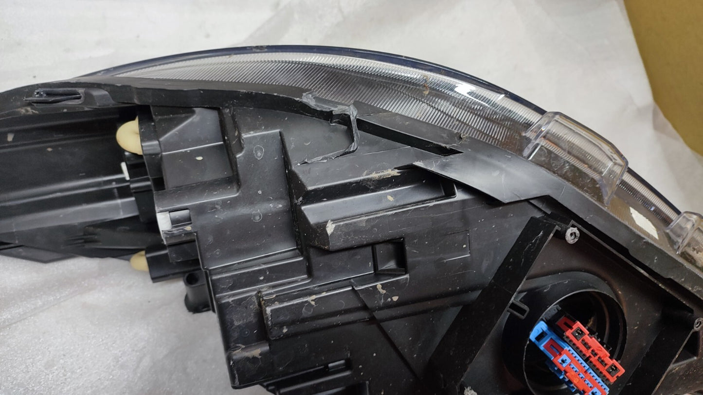 FORD FIESTA MK8 O/S RIGHT LED HEADLIGHT 2022+ GENUINE N1BB-13E016-BG fo34
