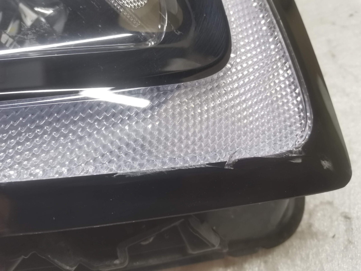 KIA SPORTAGE LED Right Offside Headlight Headlamp R292112020 kisp10