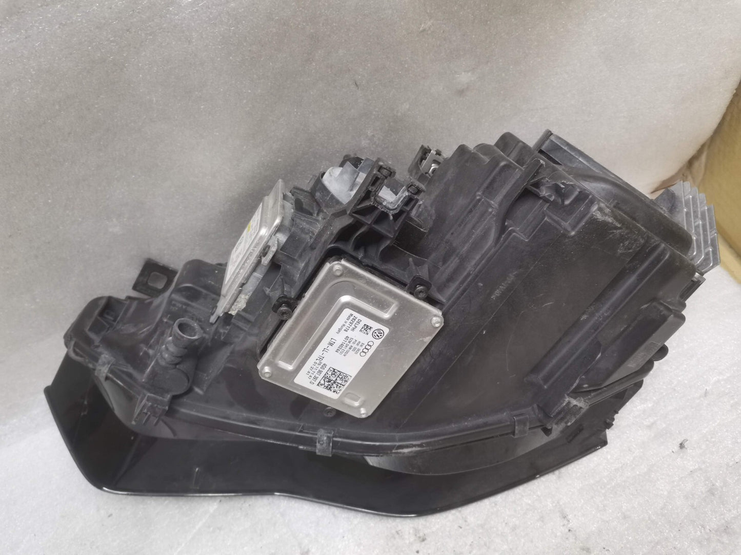AUDI A5 2012-2016 DRIVER RIGHT LED XENON HEADLIGHT 8T0941006D au124