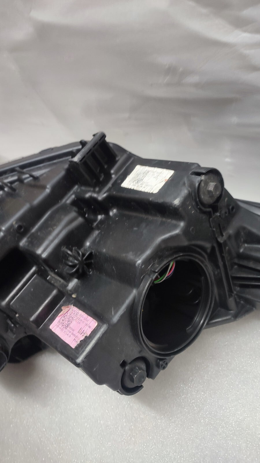 KIA XCEED NEARSIDE LEFT LED HEADLIGHT 92101J7860