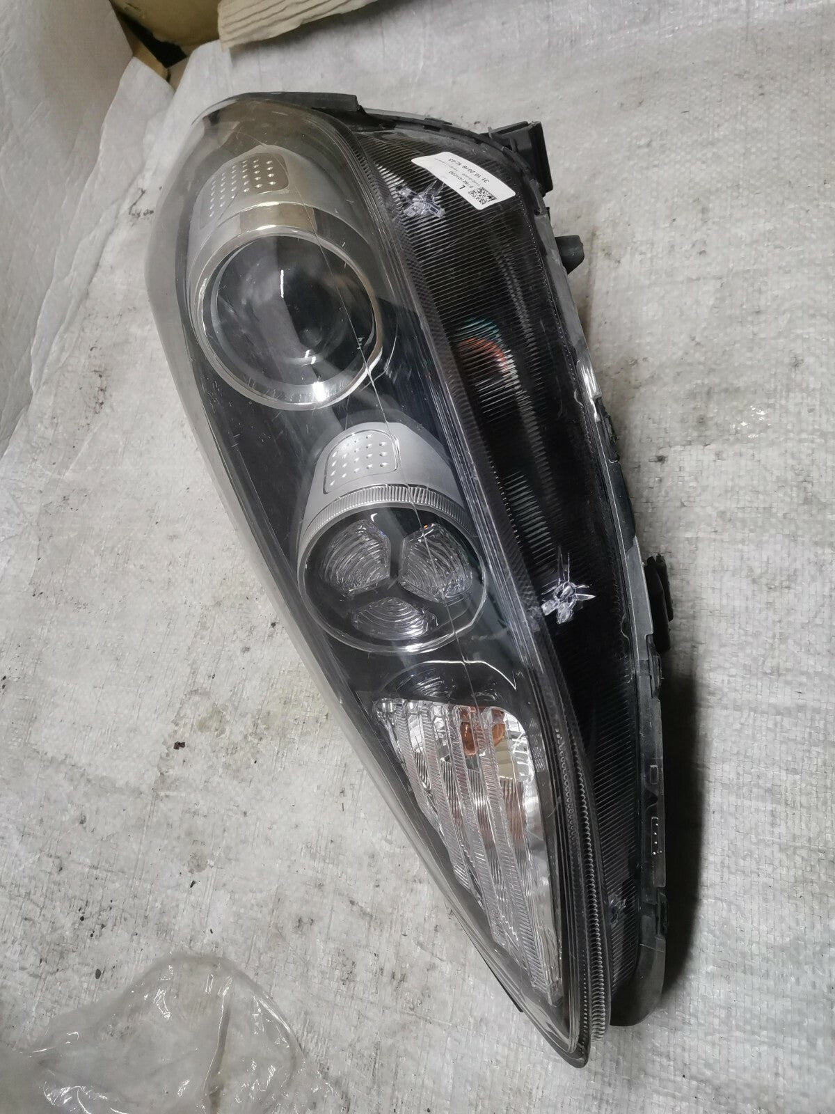 Kia Sportage 16-21 n/S passenger Halogen Headlight Lamp 92102-F1040 kisp3