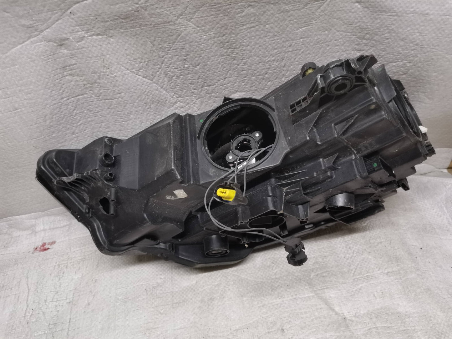 AUDI A3 HEADLIGHT RIGHT DRIVERS GENUINE 2017 ON 8V0941006F au76