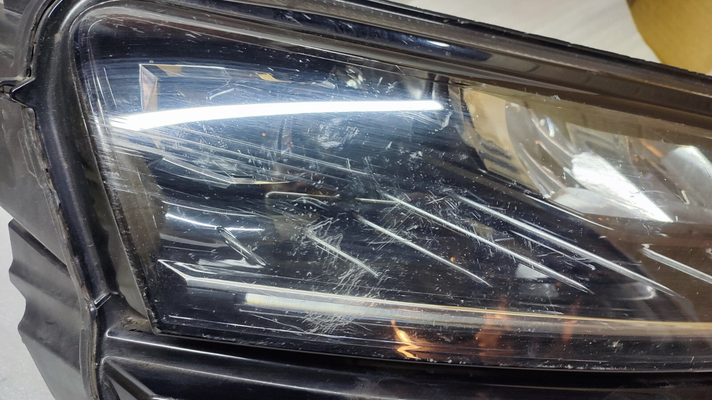 SKODA KAROQ LED RIGHT DRIVERS SIDE HEADLIGHT XENON 2020 57C941016D 2019+skkq85