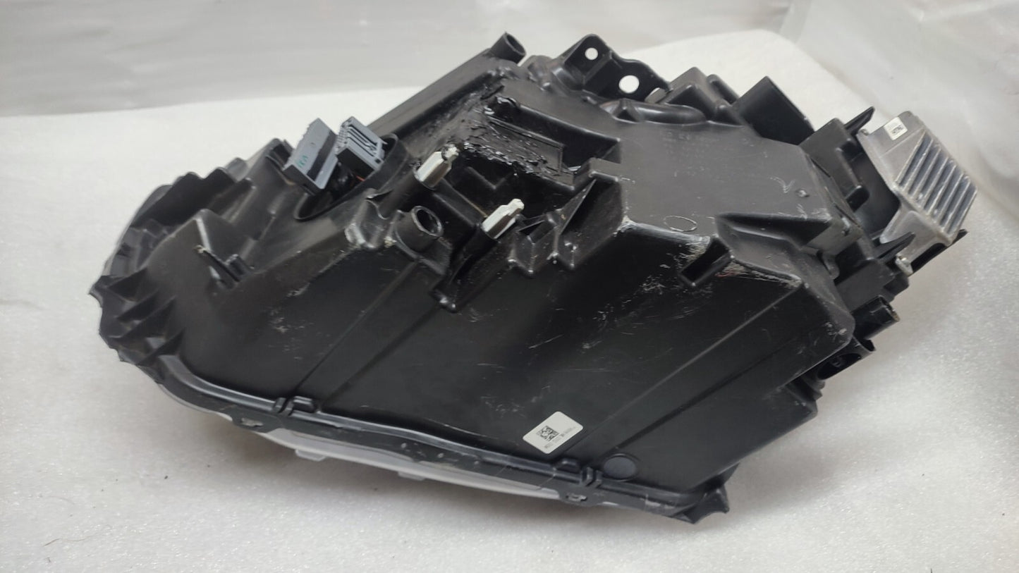 VOLVO XC40 2018 - 2021 HEADLIGHT DRIVER SIDE RIGHT 31655994 vo78