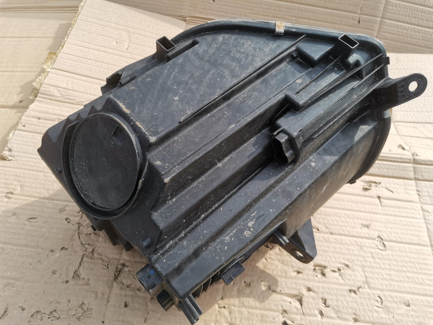 MINI (BMW) COUNTRYMAN O/S Drivers Right Front Headlight Headlamp 7441316 BM6040