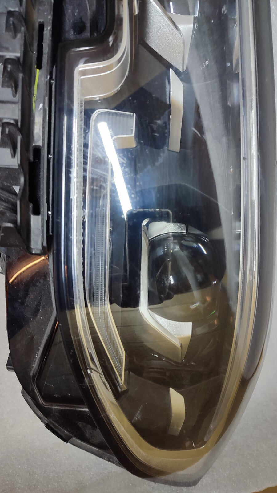 BMW 3 SERIES G20 G21 N/S Passengers Left Front Headlight 9465223 2018-23 bm2077