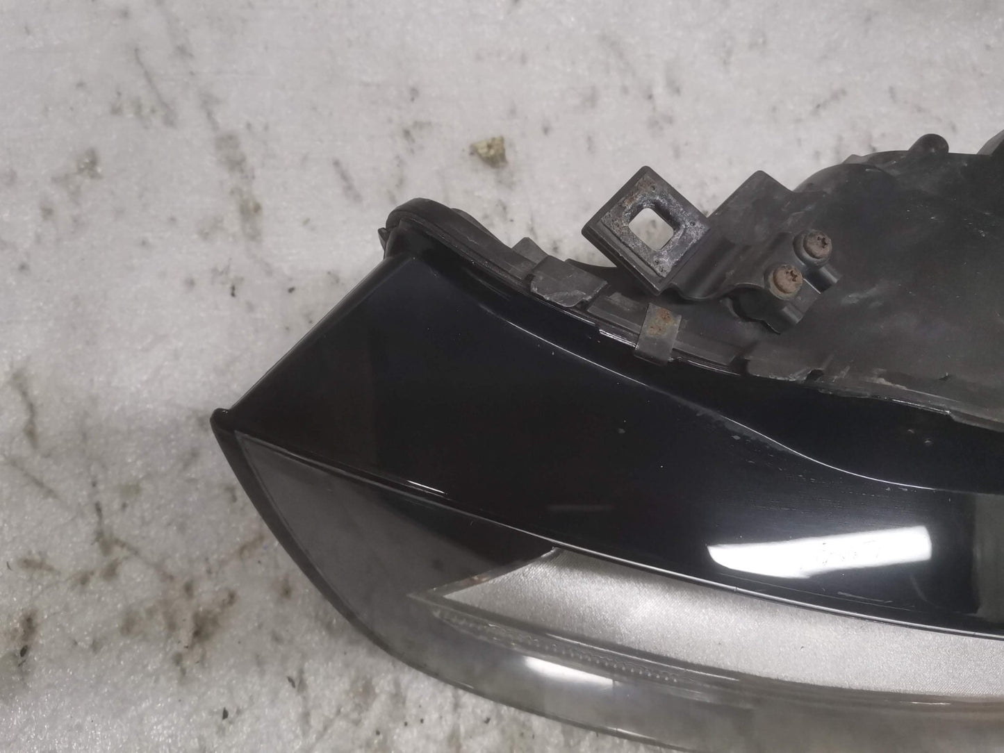 AUDI A4 MK4 B8 LEFT HEADLAMP HALOGEN 8K0941003AC 2012-16 au142