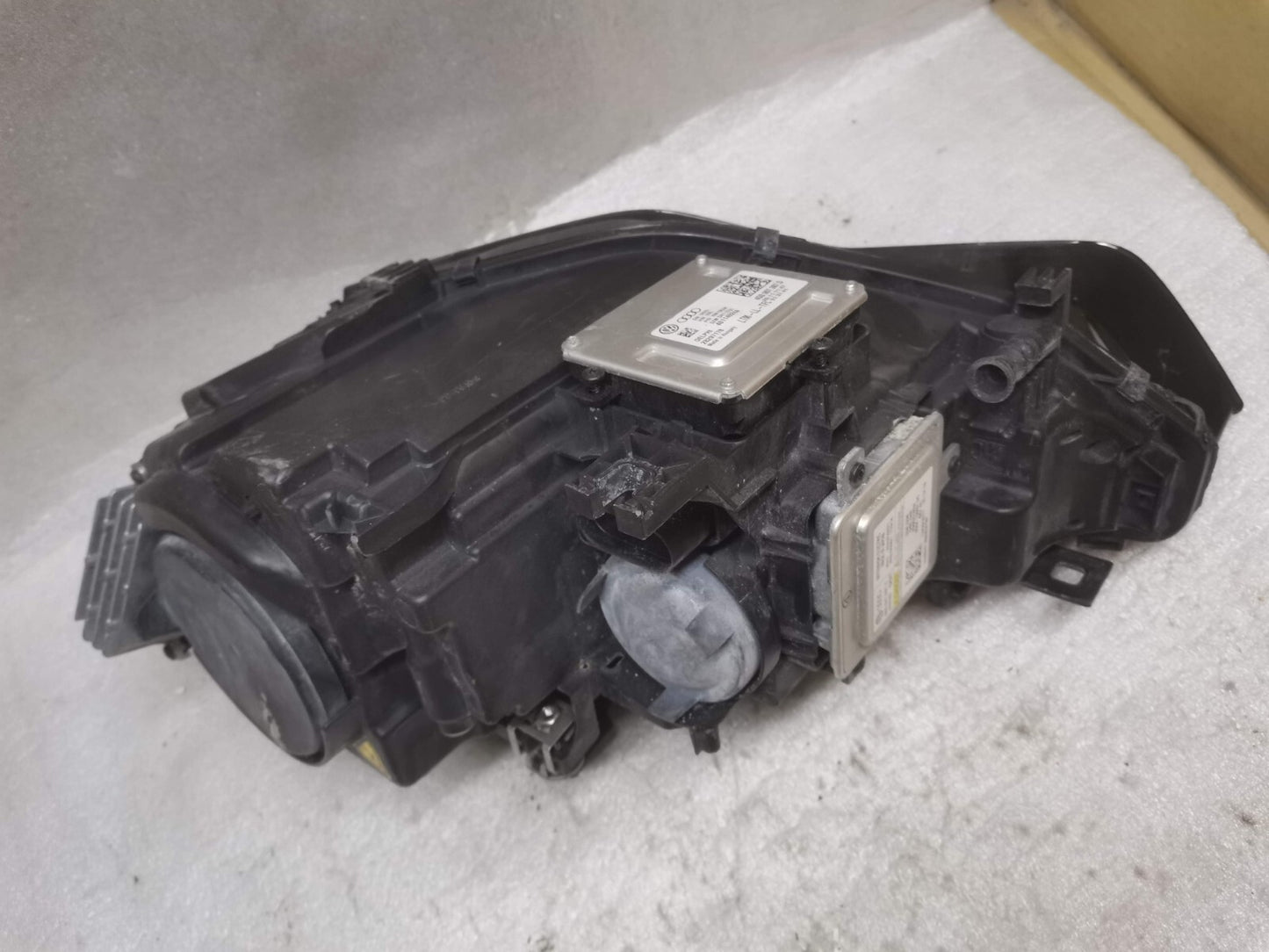 AUDI A5 2012-2016 DRIVER RIGHT LED XENON HEADLIGHT 8T0941006D au124