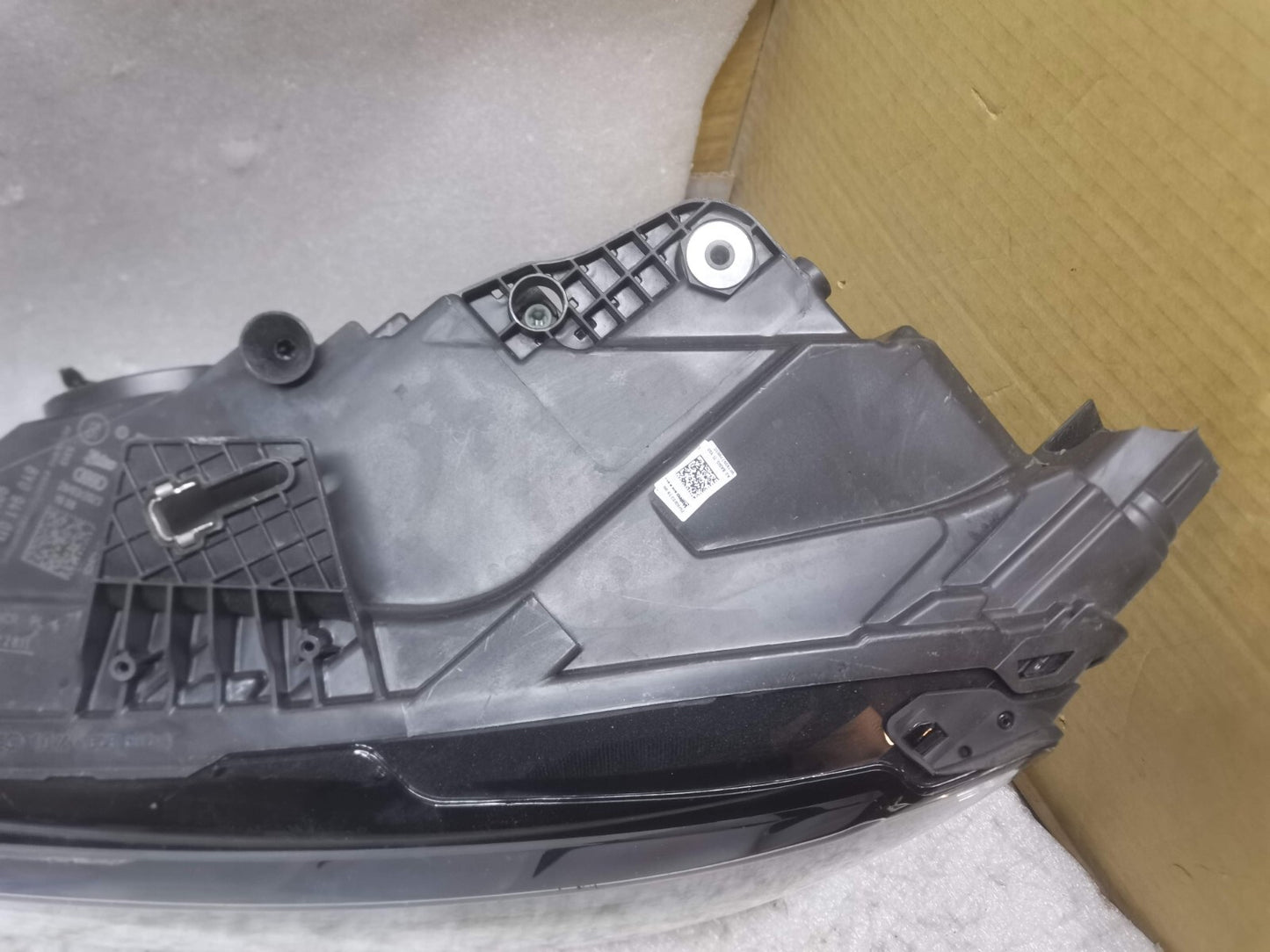 AUDI A3 8Y N/S PASSENGER SIDE LEFT HEADLIGHT LED 8Y0941011A aua3143