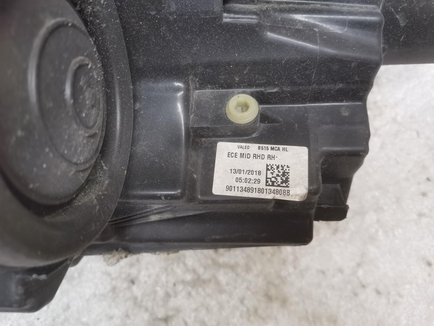 FORD ECOSPORT O/S Drivers Right Headlight GN15-13W029-ZA 2017-2023 fomo23